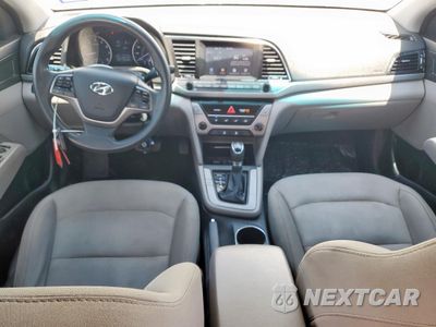 Zdjęcie 8 z 13 samochodu: 2017 HYUNDAI ELANTRA SE VIN:5NPD84LF8HH121553 - miniatura