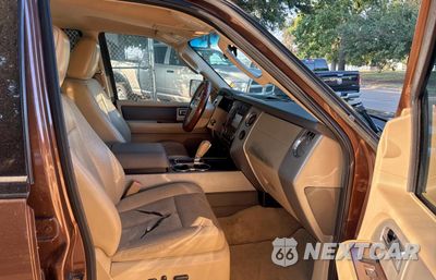 Piąte zdjęcie samochodu w środku: 2012 FORD EXPEDITION XLT VIN:1FMJU1H55CEF22737 - miniatura