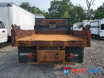 Zdjęcie 6 z 12 samochodu: 2013 GMC SIERRA K35 - TRUCKS VIN:1GD322CG0DF113649 - miniatura