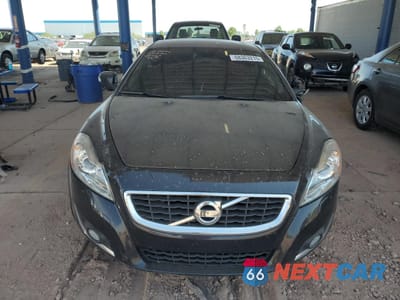 Piąte zdjęcie samochodu w środku: 2013 VOLVO C70 T5 VIN:YV1672MC5DJ141629 - miniatura