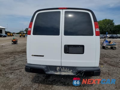Zdjęcie 6 z 14 samochodu: 2025 CHEVROLET EXPRESS G2500 VIN:1GCWGAFPXS1107733 - miniatura