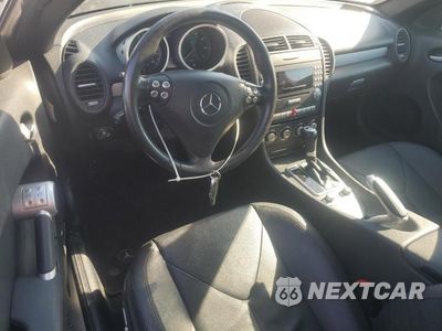 Zdjęcie 8 z 12 samochodu: 2006 MERCEDES-BENZ SLK 280 VIN:WDBWK54F26F119804 - miniatura