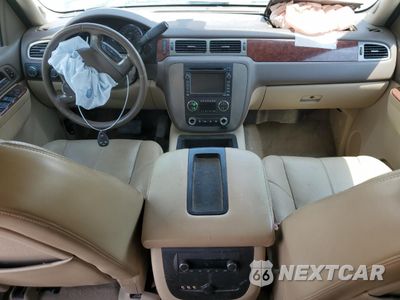 Zdjęcie 8 z 14 samochodu: 2011 GMC SIERRA K2500 SLT VIN:1GT121C84BF130854 - miniatura