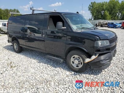 Czwarte zdjęcie samochodu z boku: 2022 CHEV EXPRESS G3500 VIN:1GCZGHFP8N1266888 - miniatura