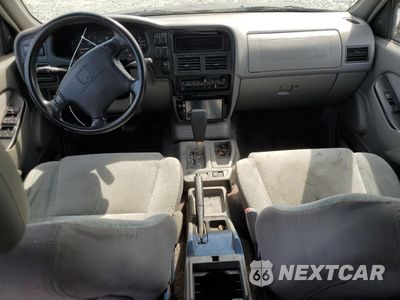Zdjęcie 8 z 15 samochodu: 1996 HONDA PASSPORT EX VIN:4S6CK58V1T4413565 - miniatura