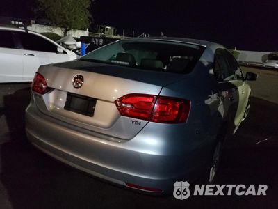 Trzecie zdjęcie samochodu z tyłu: 2014 VOLKSWAGEN JETTA TDI VIN:3VWLL7AJ2EM354561 - miniatura