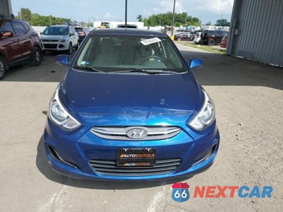 Piąte zdjęcie samochodu w środku: 2017 HYUNDAI ACCENT SE VIN:KMHCT4AE2HU320183 - miniatura