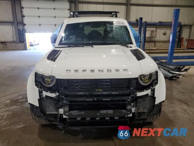 Piąte zdjęcie samochodu w środku: 2024 LAND ROVER DEFENDER 110 X-DYNAMIC SE VIN:SALE27EU8R2245998 - miniatura