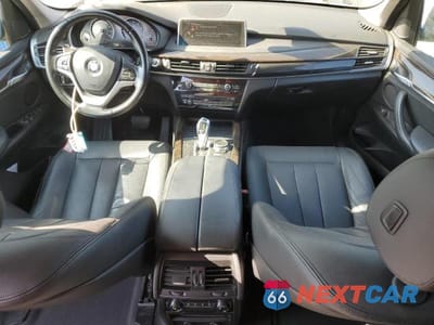 Zdjęcie 8 z 14 samochodu: 2016 BMW X5 XDR40E VIN:5UXKT0C50G0S75044 - miniatura