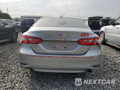 Zdjęcie 6 z 12 samochodu: 2019 TOYOTA CAMRY L VIN:4T1B11HK9KU188395 - miniatura
