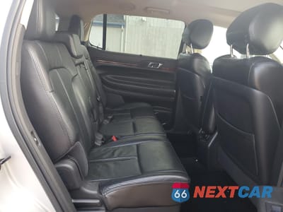 Zdjęcie 11 z 15 samochodu: 2013 LINCOLN MKT VIN:2LMHJ5ATXDBL53372 - miniatura
