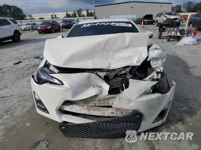 Piąte zdjęcie samochodu w środku: 2016 TOYOTA SCION FR-S VIN:JF1ZNAA12G8707947 - miniatura