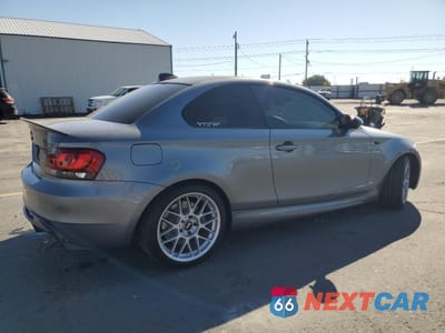 Trzecie zdjęcie samochodu z tyłu: 2009 BMW 135 I VIN:WBAUC73589VK80515 - miniatura