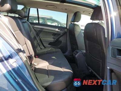 Zdjęcie 10 z 13 samochodu: 2019 VOLKSWAGEN GOLF SPORTWAGEN S S VIN:3VW117AU7KM520902 - miniatura