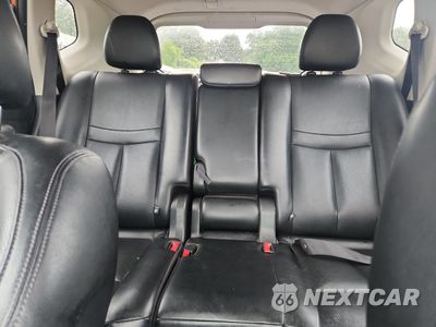 Zdjęcie 10 z 14 samochodu: 2017 NISSAN ROGUE S VIN:JN8AT2MV5HW279505 - miniatura