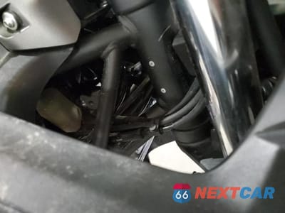 Zdjęcie 9 z 9 samochodu: 2022 KAWASAKI EX650 N VIN:ML5EXEN19NDA75194 - miniatura