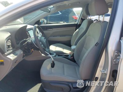 Zdjęcie 7 z 14 samochodu: 2017 HYUNDAI ELANTRA SE VIN:5NPD84LFXHH018022 - miniatura