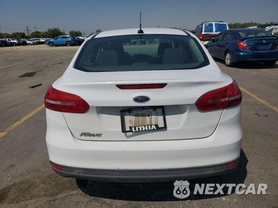 Zdjęcie 6 z 12 samochodu: 2015 FORD FOCUS S VIN:1FADP3E26FL342123 - miniatura