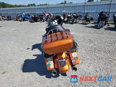 Czwarte zdjęcie samochodu z boku: 2016 HARLEY-DAVIDSON FLHX STREET GLIDE VIN:1HD1KBM11GB684583 - miniatura