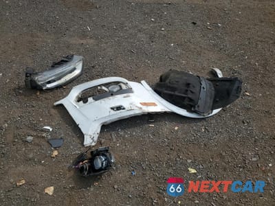 Zdjęcie 12 z 13 samochodu: 2015 AUDI Q3 PRESTIGE VIN:WA1GFCFS0FR014356 - miniatura