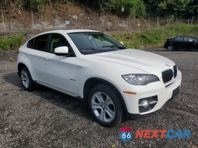 Czwarte zdjęcie samochodu z boku: 2011 BMW X6 XDRIVE35I VIN:5UXFG2C55BLX08611 - miniatura