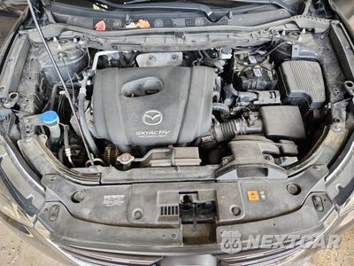 Zdjęcie 11 z 12 samochodu: 2016 MAZDA CX-5 GT VIN:JM3KE4DY9G0640436 - miniatura