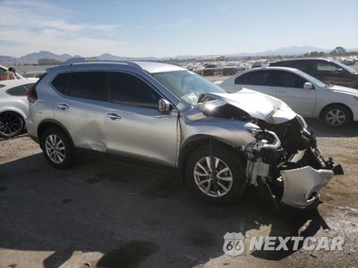 Czwarte zdjęcie samochodu z boku: 2018 NISSAN ROGUE S VIN:KNMAT2MTXJP618169 - miniatura