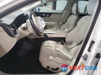 Zdjęcie 7 z 13 samochodu: 2020 VOLVO S60 T5 MOMENTUM VIN:7JR102FK7LG032126 - miniatura