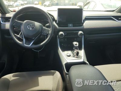 Zdjęcie 8 z 13 samochodu: 2025 TOYOTA RAV4 SE VIN:JTMAB3FV0SD241247 - miniatura