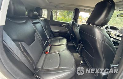 Zdjęcie 6 z 10 samochodu: 2022 JEEP COMPASS LATITUDE LUX VIN:3C4NJDFB6NT164933 - miniatura