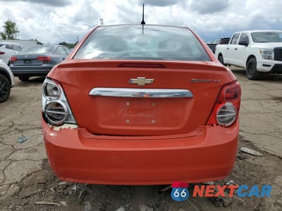 Zdjęcie 6 z 12 samochodu: 2013 CHEVROLET SONIC LT VIN:1G1JC5SH8D4142681 - miniatura