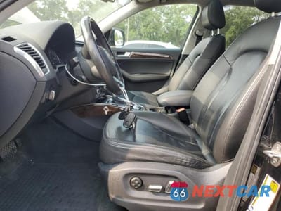 Zdjęcie 7 z 13 samochodu: 2013 AUDI Q5 PREMIUM PLUS VIN:WA1LFAFP0DA088578 - miniatura