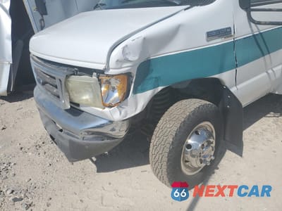 Zdjęcie 9 z 10 samochodu: 2006 FORD ECONOLINE E350 SUPER DUTY CUTAWAY VAN VIN:1FDWE35S86HB37734 - miniatura