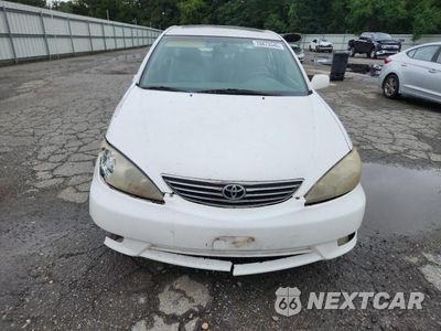 Piąte zdjęcie samochodu w środku: 2005 TOYOTA CAMRY LE VIN:4T1BF32K85U610053 - miniatura