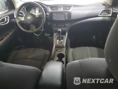 Zdjęcie 8 z 12 samochodu: 2017 NISSAN SENTRA S VIN:3N1AB7AP3HY261050 - miniatura