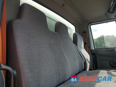 Zdjęcie 11 z 13 samochodu: 2018 INTERNATIONAL 4000 4300 VIN:1HTMMMML0JH243413 - miniatura
