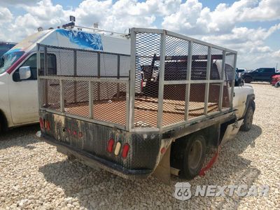Trzecie zdjęcie samochodu z tyłu: 2006 CHEVROLET SILVERADO C3500 VIN:1GBJC34U46E274344 - miniatura