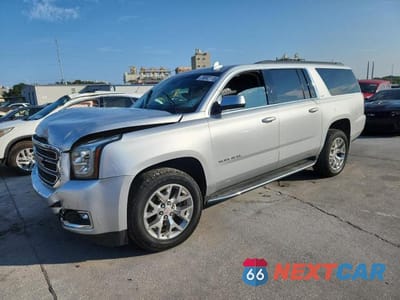 2019 GMC YUKON XL C1500 SLT 1GKS1JKC2KR328090 - główne zdjęcie licytacji z USA - miniatura