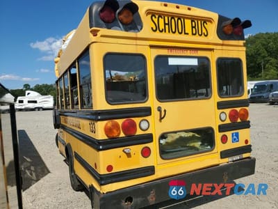 Drugie zdjęcie samochodu z przodu: 2010 CHEV EXPRESS G3500 VIN:1GB6G2AG9A1136432 - miniatura