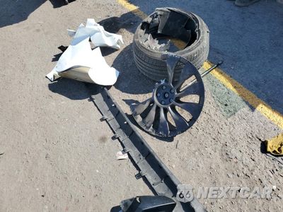 Zdjęcie 12 z 15 samochodu: 2023 TESLA MODEL Y VIN:7SAYGDEF8PF870516 - miniatura