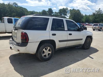 Trzecie zdjęcie samochodu z tyłu: 2005 CHEVROLET TRAILBLAZER LS VIN:1GNDT13S152181088 - miniatura