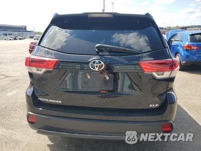 Zdjęcie 6 z 14 samochodu: 2019 TOYOTA HIGHLANDER SE VIN:5TDKZRFH7KS338852 - miniatura