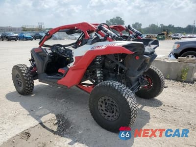 Trzecie zdjęcie samochodu z tyłu: 2025 CAN-AM MAVERICK X3 X RC 72 TURBO RR VIN:3JBVVAV49SE000116 - miniatura