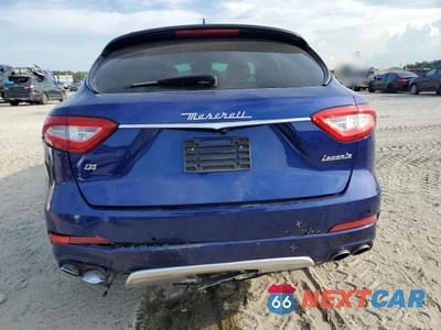 Zdjęcie 6 z 14 samochodu: 2018 MASERATI LEVANTE LUXURY VIN:ZN661XUL1JX298151 - miniatura
