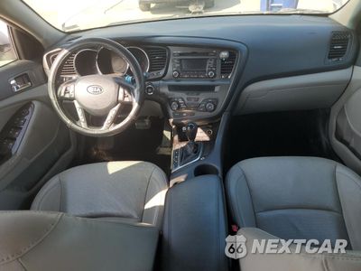 Zdjęcie 8 z 14 samochodu: 2012 KIA OPTIMA EX VIN:5XXGN4A78CG006571 - miniatura