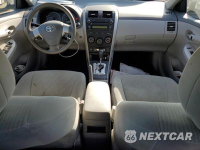 Zdjęcie 8 z 12 samochodu: 2010 TOYOTA COROLLA BASE VIN:1NXBU4EE1AZ377886 - miniatura