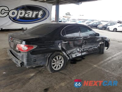 Trzecie zdjęcie samochodu z tyłu: 2002 LEXUS ES 300 VIN:JTHBF30G220086886 - miniatura