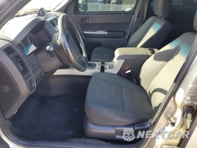 Zdjęcie 7 z 13 samochodu: 2012 FORD ESCAPE XLT VIN:1FMCU9D76CKC28411 - miniatura