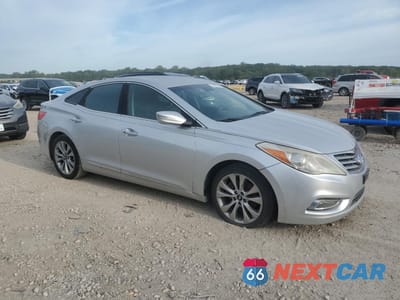 Czwarte zdjęcie samochodu z boku: 2013 HYUNDAI AZERA VIN:KMHFG4JG9DA317473 - miniatura
