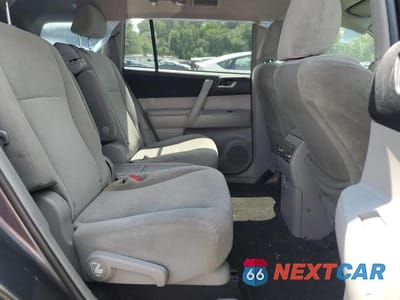 Zdjęcie 11 z 13 samochodu: 2012 TOYOTA HIGHLANDER BASE VIN:5TDBK3EH1CS121401 - miniatura